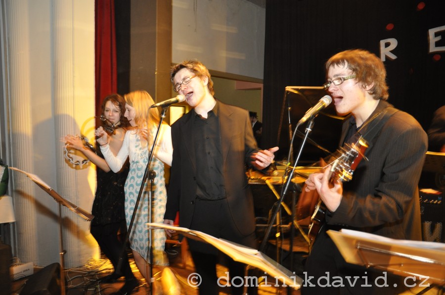 foto/retrobal-2011 - 24